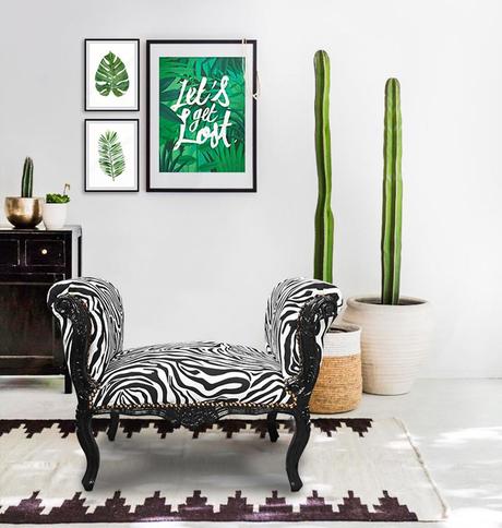 Urban Jungle : quand la déco se met au vert ! Banquette baroque de style Louis XV zèbre et bois noir Royal Art Palace