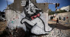 La dystopie du g(r)affeur (1/2) : Banksy et le Walled Off Hotel de Bethléem