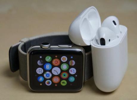AirPods & Apple Watch : les produits « low cost » d’Apple ?