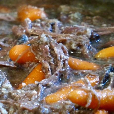 Jolie terrine de daube de boeuf à la polenta Jolie terrine de daube de boeuf à la polenta