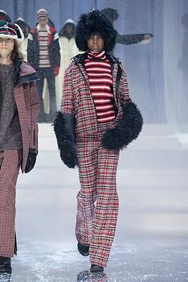 DEFILE MONCLER GRENOBLE FW 2017-18 DEFILE MONCLER GRENOBLE FW 2017-18