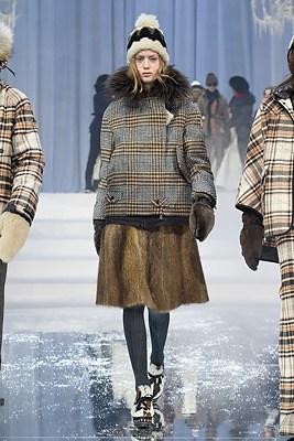 DEFILE MONCLER GRENOBLE FW 2017-18 DEFILE MONCLER GRENOBLE FW 2017-18