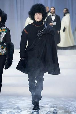 DEFILE MONCLER GRENOBLE FW 2017-18 DEFILE MONCLER GRENOBLE FW 2017-18