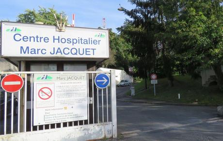 Un robot prépare les médicaments à l’hôpital Marc-Jacquet Un robot prépare les médicaments à l’hôpital Marc-Jacquet
