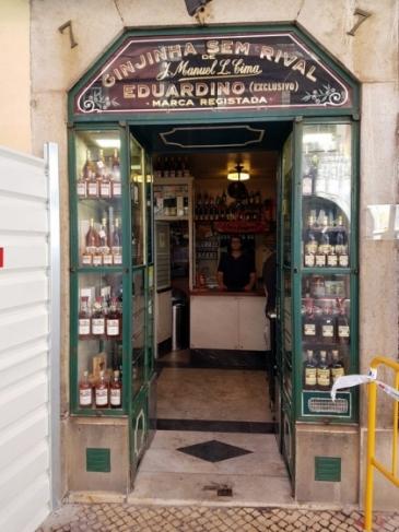 Que faire à Lisbonne : boire une ginjiha Que faire à Lisbonne : boire une ginjiha