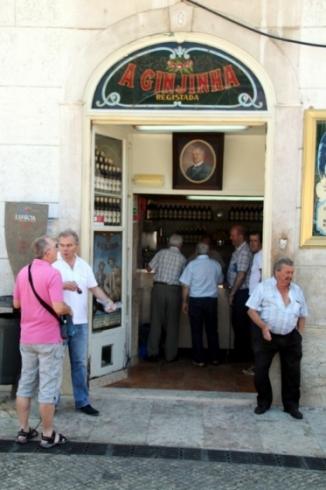Que faire à Lisbonne : boire une ginjiha Que faire à Lisbonne : boire une ginjiha