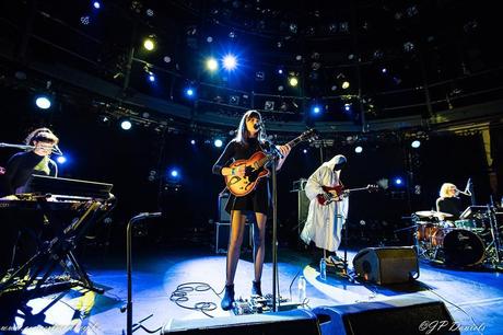 Juniore à la Rotonde du Botanique, Bruxelles, le 29 mars 2017. Juniore à la Rotonde du Botanique, Bruxelles, le 29 mars 2017.