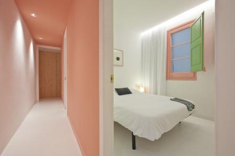 Un appartement de vacances à Barcelone riche en couleurs