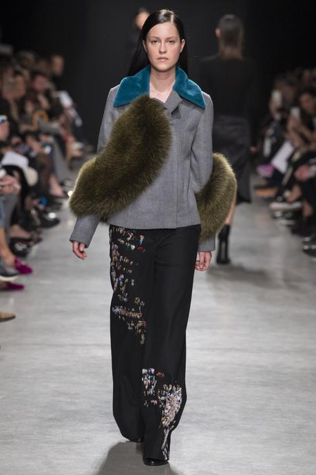 GUY LAROCHE – Collection Hiver 2017 GUY LAROCHE – Collection Hiver 2017