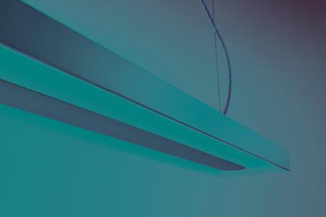 Comment choisir le bon électricien pour ses bureaux Comment choisir le bon électricien pour ses bureaux