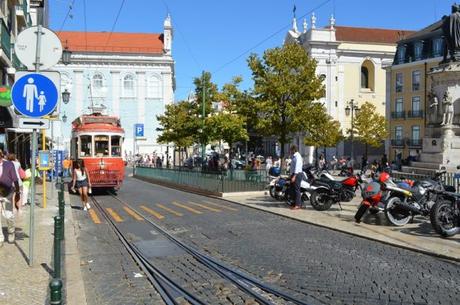 Tram rouge de Lisbonne Tram rouge de Lisbonne