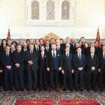 LE NOUVEAU GOUVERNEMENT EST LA ……ENFIN ! (1/2) LE NOUVEAU GOUVERNEMENT EST LA ……ENFIN ! (1/2)