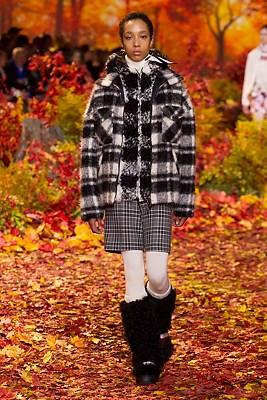 MONCLER GAMME ROUGE FW2017-18 MONCLER GAMME ROUGE FW2017-18