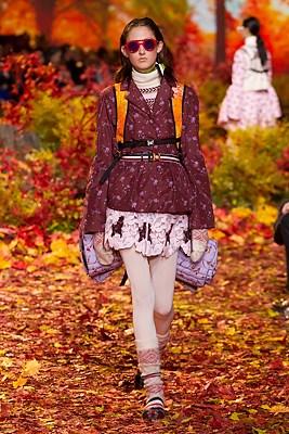 MONCLER GAMME ROUGE FW2017-18 MONCLER GAMME ROUGE FW2017-18