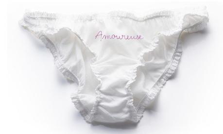 Henriette H: petite culotte et grande amoureuse Henriette H: petite culotte et grande amoureuse