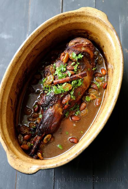 Gigot d'agneau aux épices et aux fruits secs Gigot d'agneau aux épices et aux fruits secs
