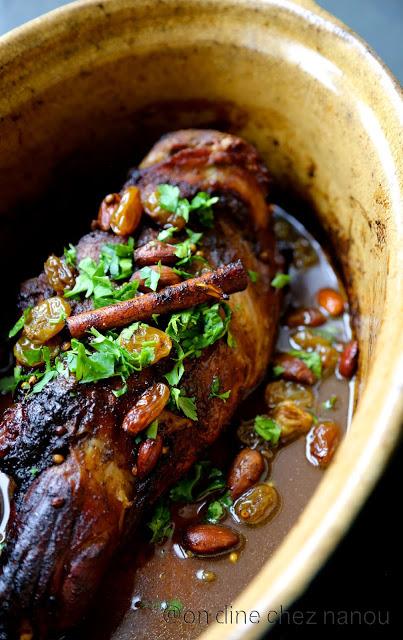 Gigot d'agneau aux épices et aux fruits secs Gigot d'agneau aux épices et aux fruits secs