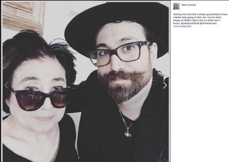 Yoko Ono : enfin une photo RASSURANTE Yoko Ono : enfin une photo RASSURANTE