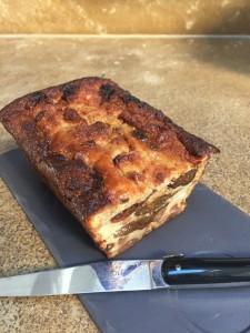 LA RECETTE ANTI GASPILLAGE A TOMBER : LE GATEAU DE PAIN @yaquoidansmonfrigo.com