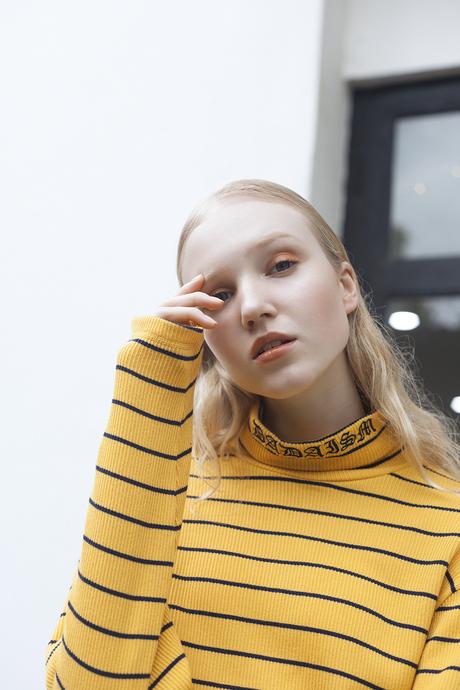 Look At Me Now : Alica Niedelská par Stuart Chen (exclusif) look-at-me-now-alica-niedelska-stuart-chen-folkr-04
