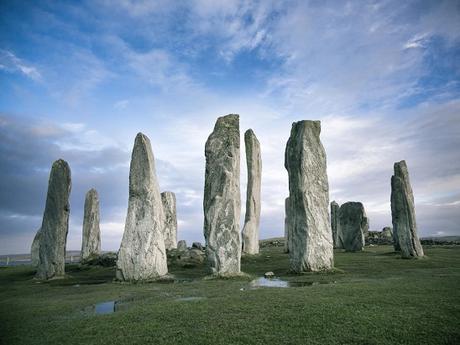 Les plus anciens cercles de pierres en Ecosse alignés sur le soleil et la lune Les plus anciens cercles de pierres alignés sur le soleil et la lune