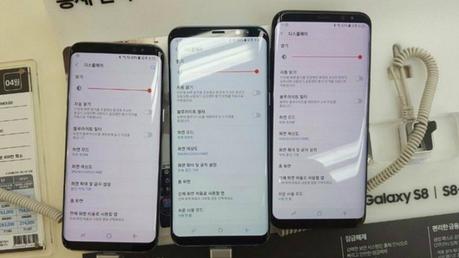 Un voile rouge couvre l’écran de certains Galaxy S8 Le problème en question n'est pas présent sur l'ensemble des Galaxy S8.