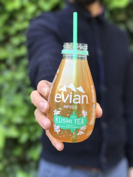 Evian et Kusmi Tea créent une expérience sensorielle unique : «evian infused x Kusmi»