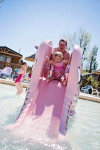 Tentons les Campings Clubs français à six Tentons les Campings Clubs français à six
