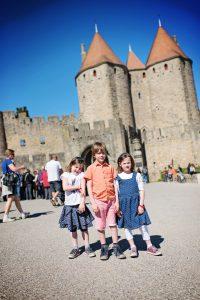 Tentons les Campings Clubs français à six Carcassonne en famille