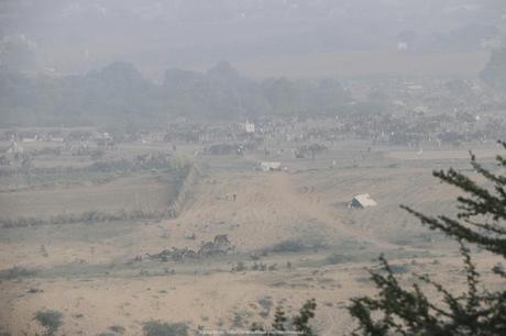 Point de vue sur Pushkar, du haut du Savitri Temple (Voyage en Inde, Rajasthan) Point de vue sur Pushkar, du haut du Savitri Temple (Voyage en Inde, Rajasthan)