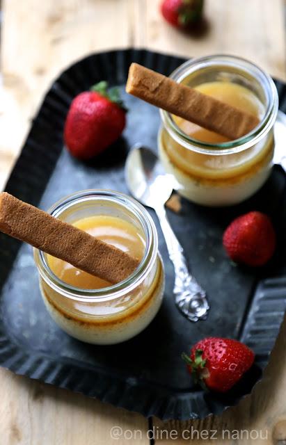Crème vanille coulis de caramel au beurre salé Crème vanille coulis de caramel au beurre salé