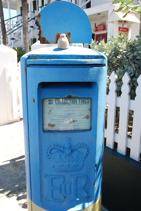 Grand Cayman – mail box