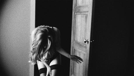 Calvin Klein célèbre la femme de 18 à 70 ans calvin-klein-underwear-sofia-coppola-campaign-folkr-02