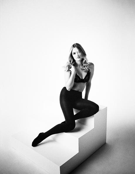 Calvin Klein célèbre la femme de 18 à 70 ans calvin-klein-underwear-sofia-coppola-campaign-folkr-03
