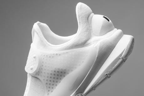 Nike Sock Dart Triple White Nike Sock Dart Triple White