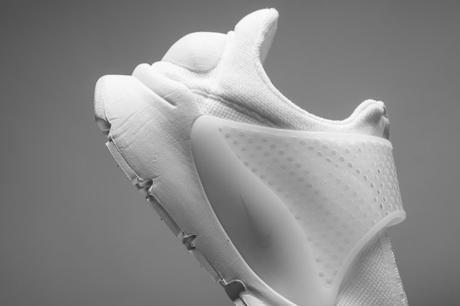 Nike Sock Dart Triple White Nike Sock Dart Triple White