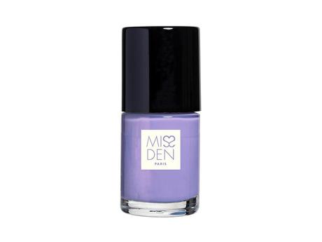 Miss Den : Flamant rose jusqu'au bout des ongles ! Miss Den : Flamant rose jusqu'au bout des ongles !