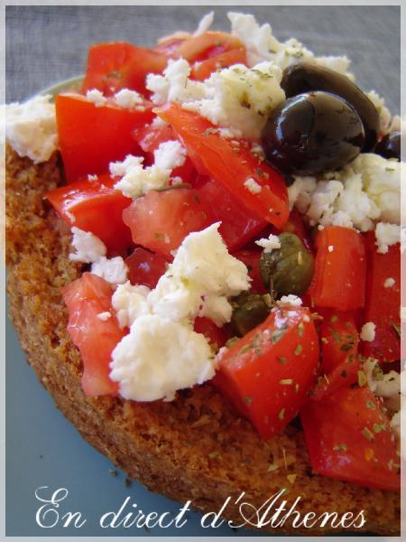 LES ILES GRECQUES DANS VOTRE ASSIETTE : le dakos crétois LES ILES GRECQUES DANS VOTRE ASSIETTE : le dakos crétois