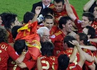L'Espagne toute à sa joie après une victoire méritée face à l'Allemagne. (Reuters)