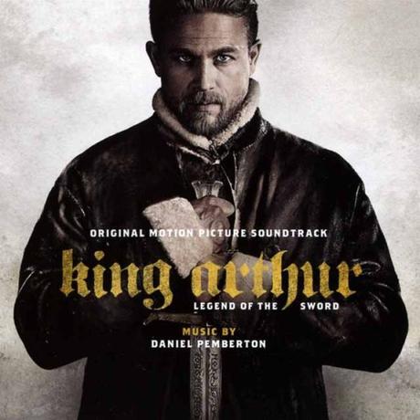 Le Roi Arthur : La Légende d’Excalibur – secouée par Guy Ritchie