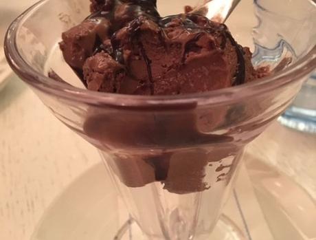 La recette de glace au chocolat que vous attendiez