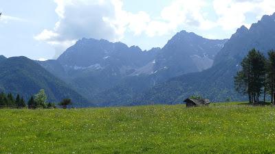 Belles randonnées bavaroises: vers le Wildensee, sur fond de montagnes (Soierngebirge)