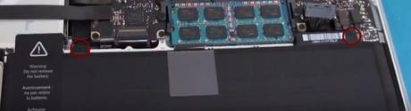 Tutoriel : changer la batterie d’un Macbook Pro en 4 étapes Tutoriel : changer la batterie d’un Macbook Pro en 4 étapes