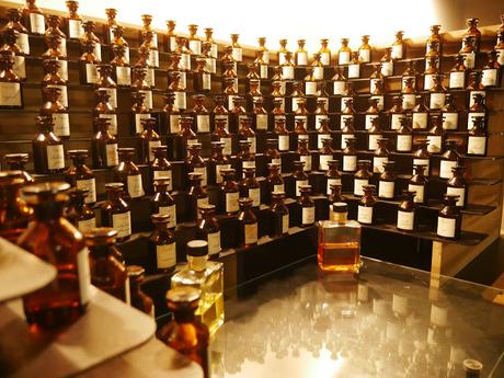 L'atelier apprenti parfumeur au musée du parfum chez Fragonard
