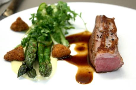 Selle d'agneau marinée au yaourt de brebis © Gourmets&Co Selle d'agneau marinée au yaourt de brebis © Gourmets&Co