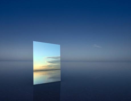 [PHOTOGRAPHIE] : Un miroir pour sublimer un paysage minimal et onirique