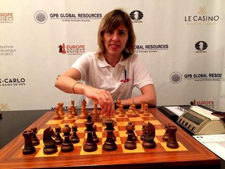 Tatiana Kostiuk, grand maître féminin d'échecs joue pour l'équipe de Monaco - Photo © Echecs & Stratégie