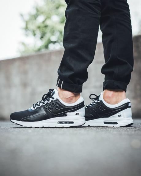 Nike Air Max Zero PRM Black White Nike Air Max Zero PRM Black White