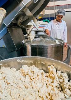La Fabrique à Bretzels ou les coulisses d’une des plus grandes fabriques de biscuits apéritifs d’Europe !