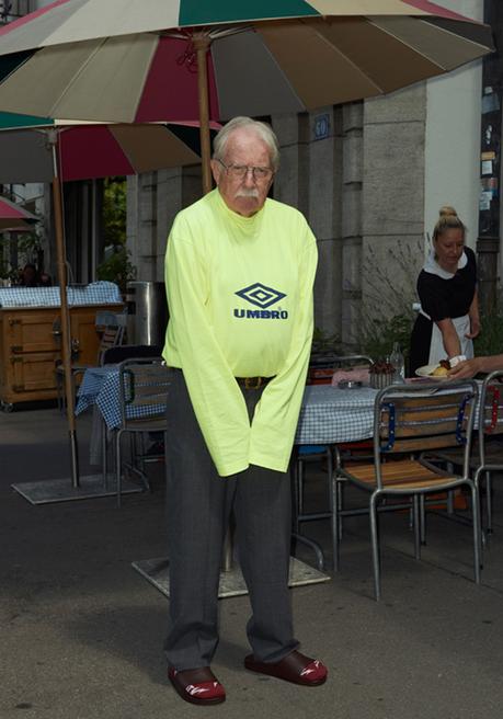 Vetements s’invite dans les rues de Zurich pour l’été 2018 vetements-collection-printemps-ete-2018-shooting-zurich-demna-gvasalia-folkr-8